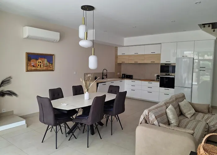 Camargue - Escapade Romantique - Jacuzzi Privatif 생 질