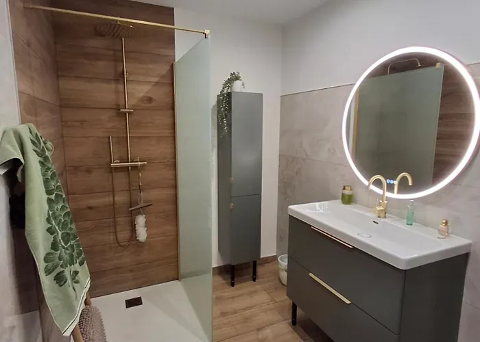 Camargue - Escapade Romantique - Jacuzzi Privatif 펜션 *